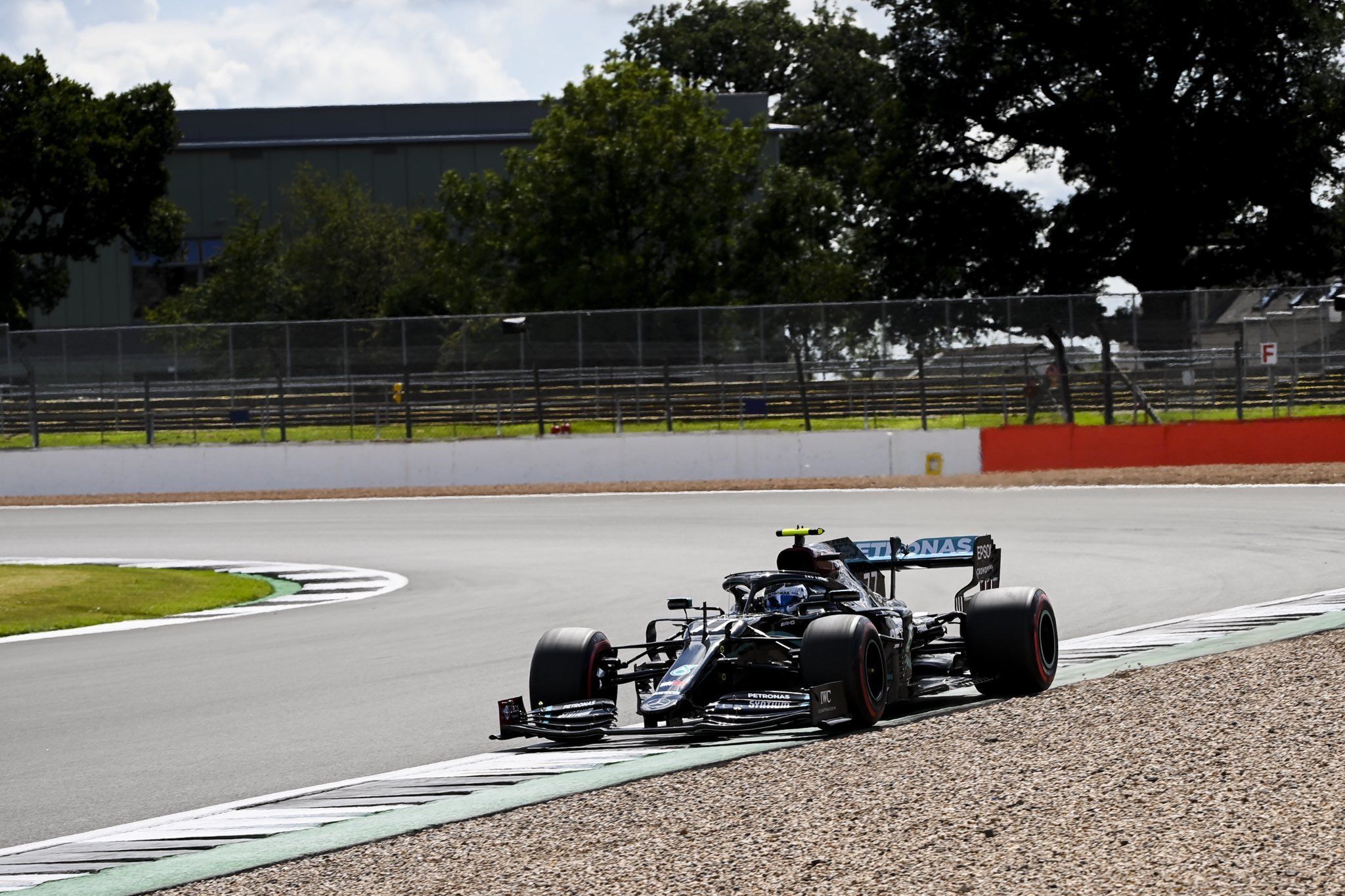 F1 – Qualifications : Mercedes assure, Hülkenberg surprend