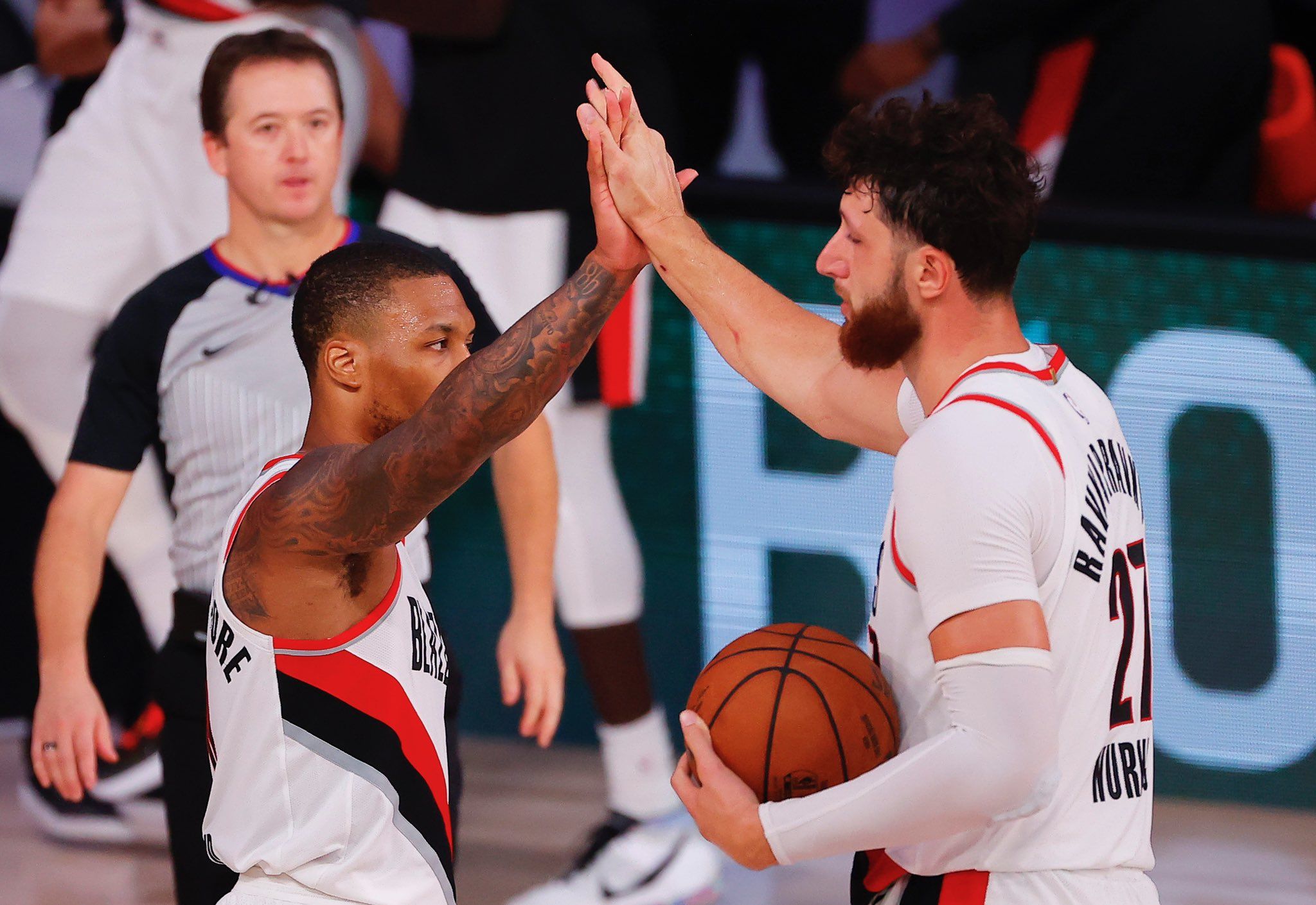NBA – Lillard cartonne, Spurs et Suns se rapprochent