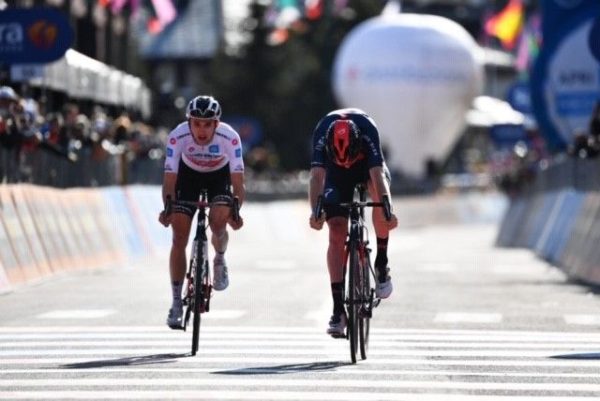 Tao Geoghegan Hart remporte l’avant-dernière étape du Giro 2020