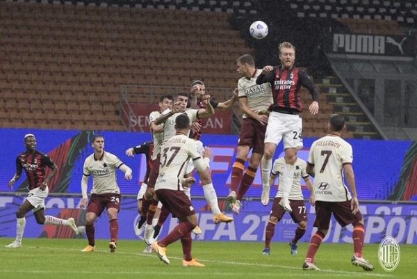 Malgré le match nul, l’AC Milan conforte sa place de leader
