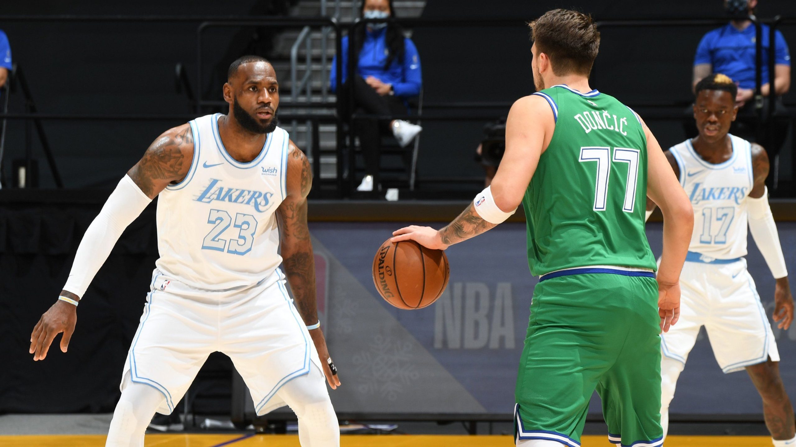 Mavs @ Lakers (113-138) : Los Angeles contrôle Dallas et Luka Doncic