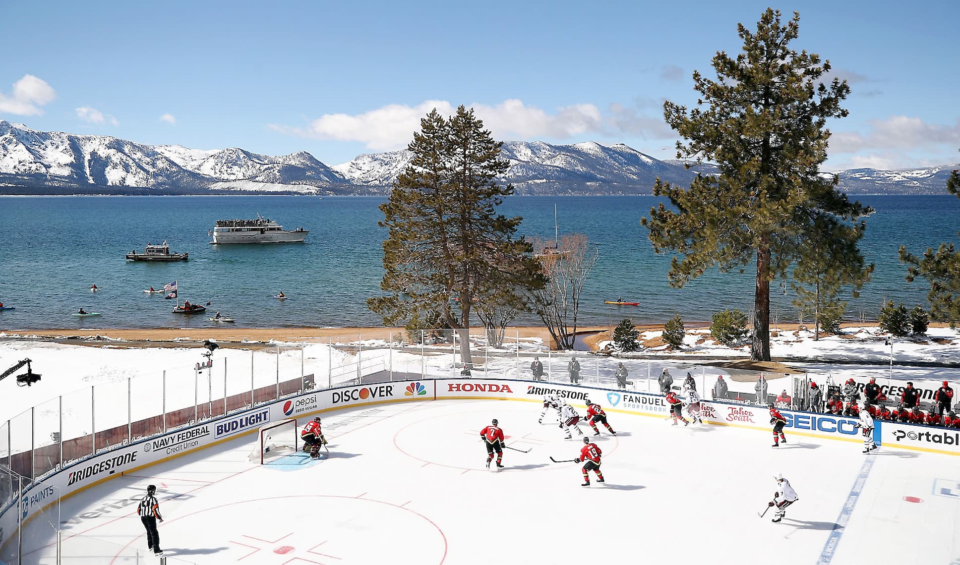 NHL : Les Bruins l’emportent au Lac Tahoe face aux Flyers