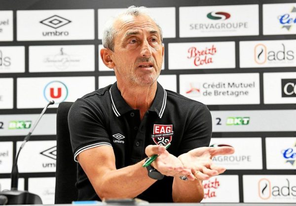 Ligue 2 – Mécha Baždarević n’est plus l’entraineur de l’En Avant Guingamp