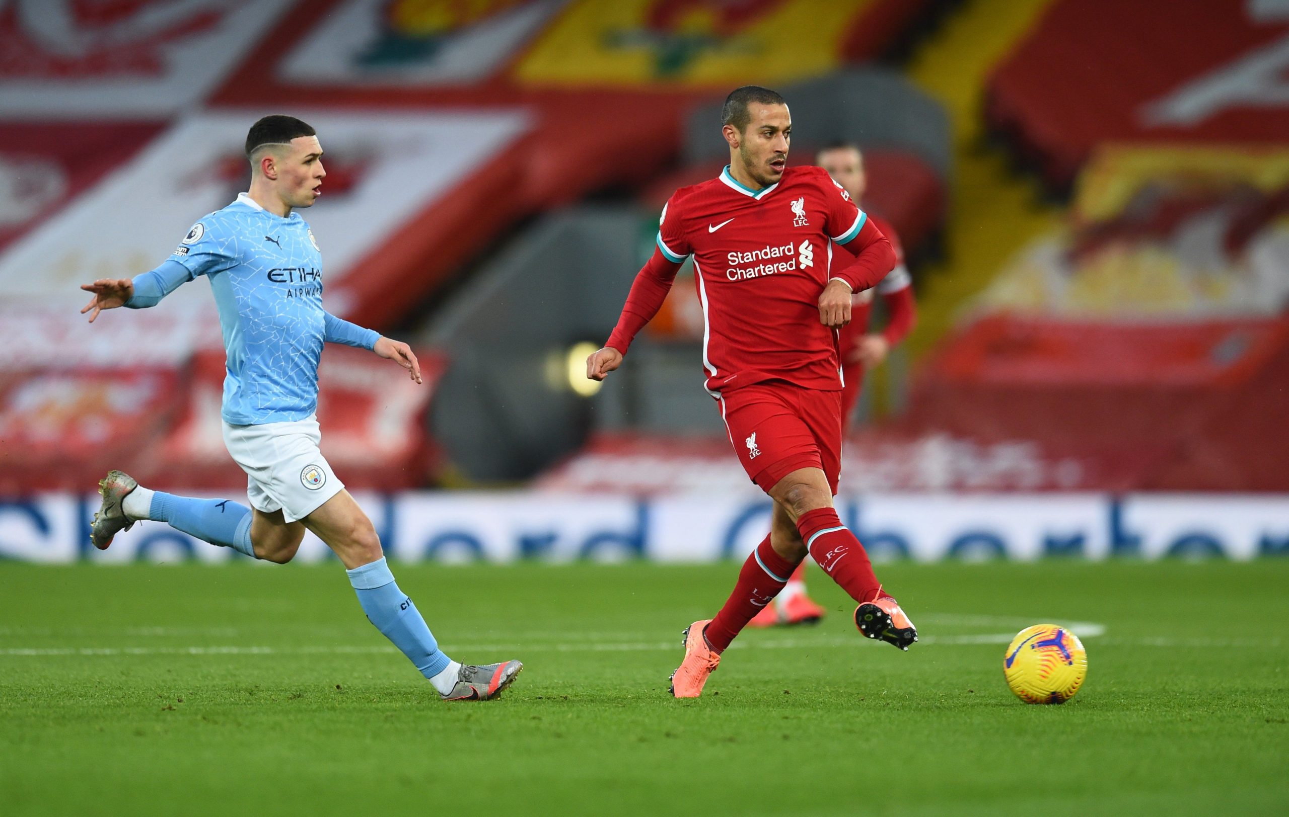 Premier League – Manchester City surclasse Liverpool et prend le large