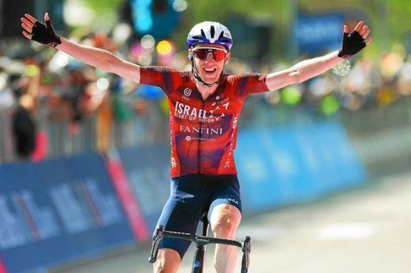 Giro – 17e étape : Bernal plie mais ne rompt pas