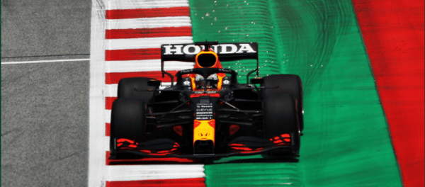 GP de Styrie : Verstappen solide devant les Mercedes