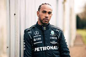 Lewis Hamilton annonce officiellement son retour en 2022