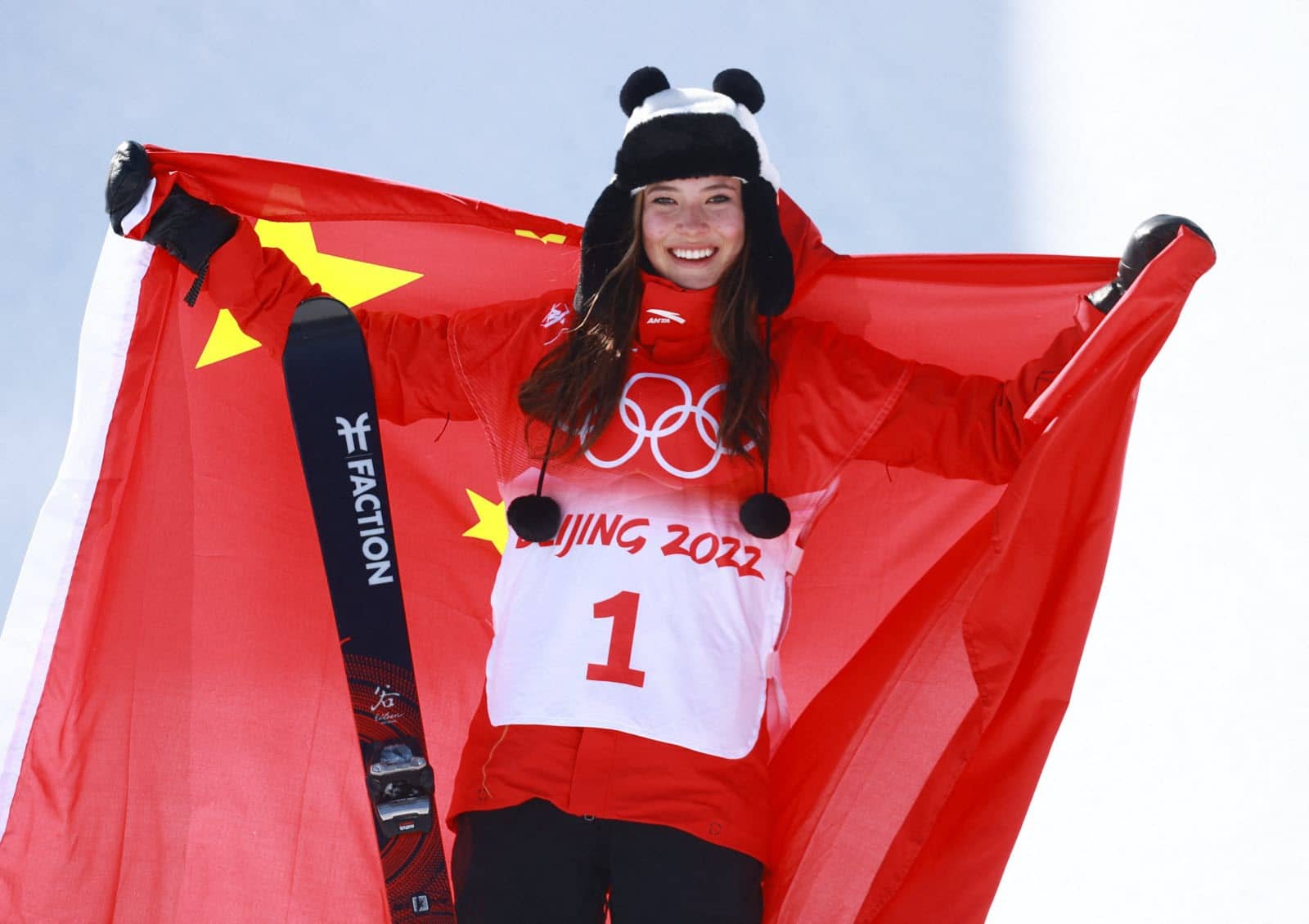 JO – Eileen Gu rentre dans l’histoire après un nouveau titre olympique