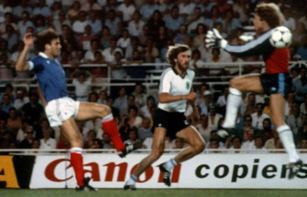 Les moments de la Coupe du monde : L’agression Schumacher-Battiston