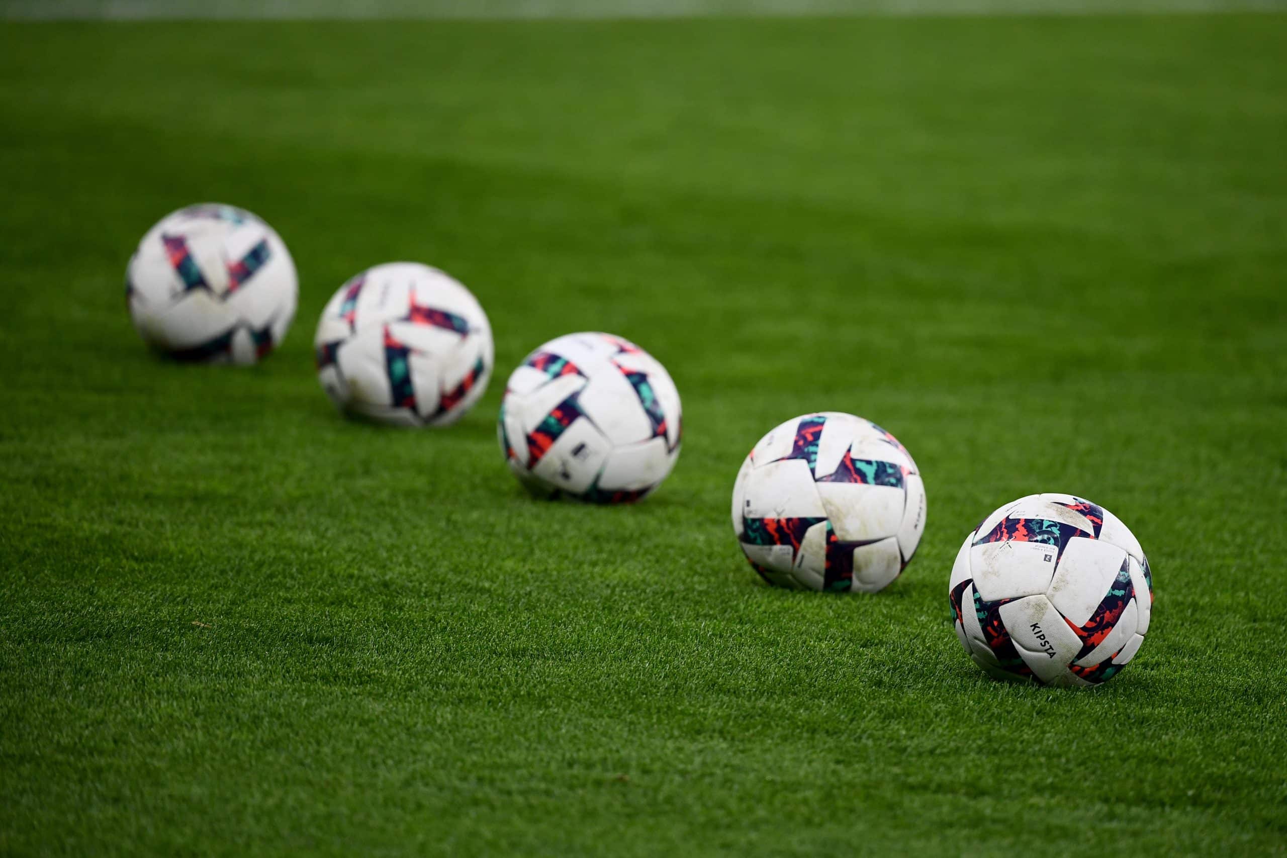 Football : qui sont les leaders des championnats majeurs après la trêve internationale ?