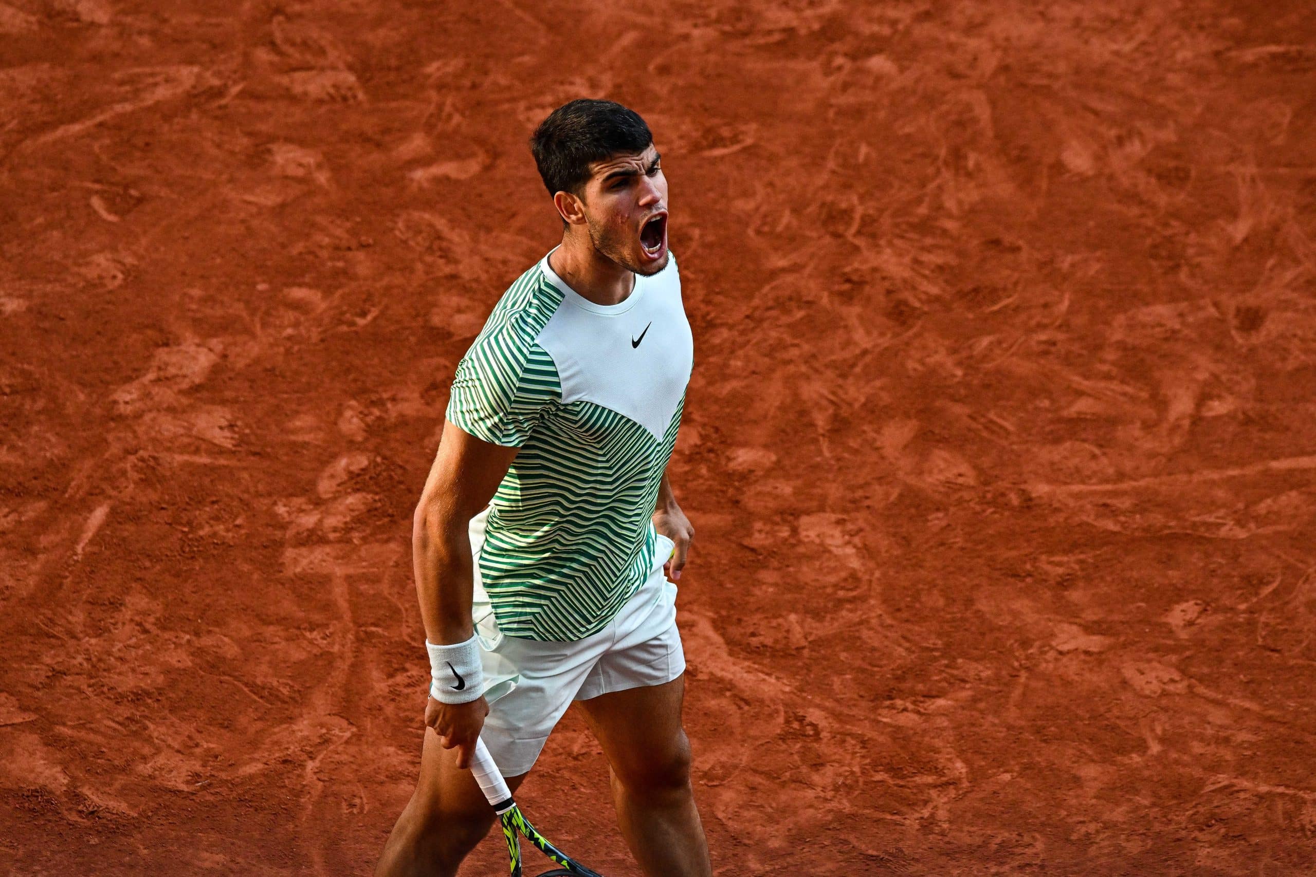 Carlos Alcaraz – Jesper de Jong (Roland Garros 2024) : À quelle heure et sur quelle chaîne TV regarder la rencontre ?