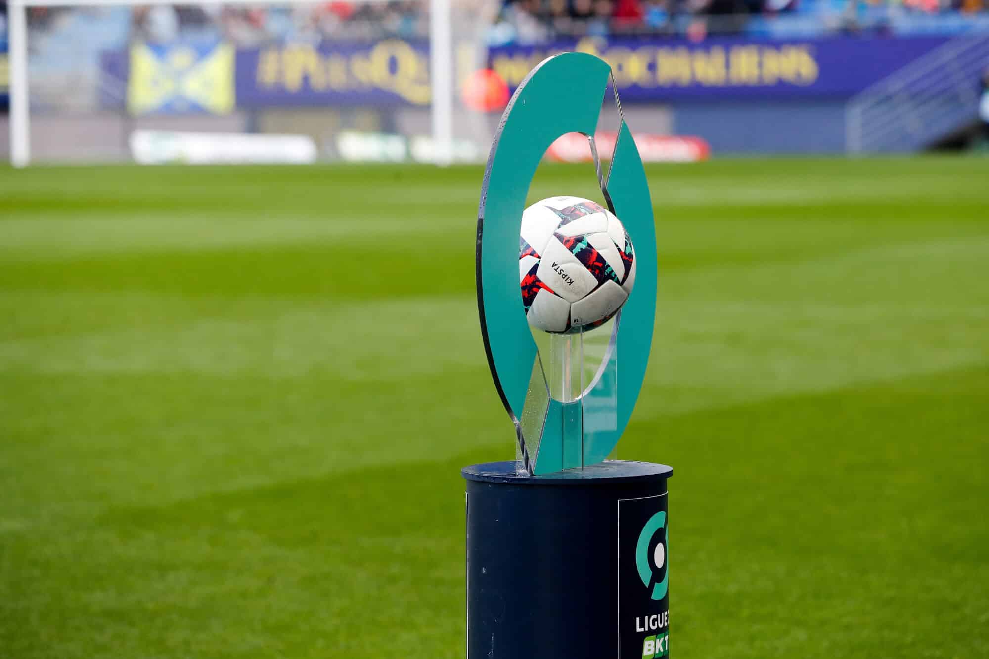 Un club de Ligue 2 relégué administrativement en National !