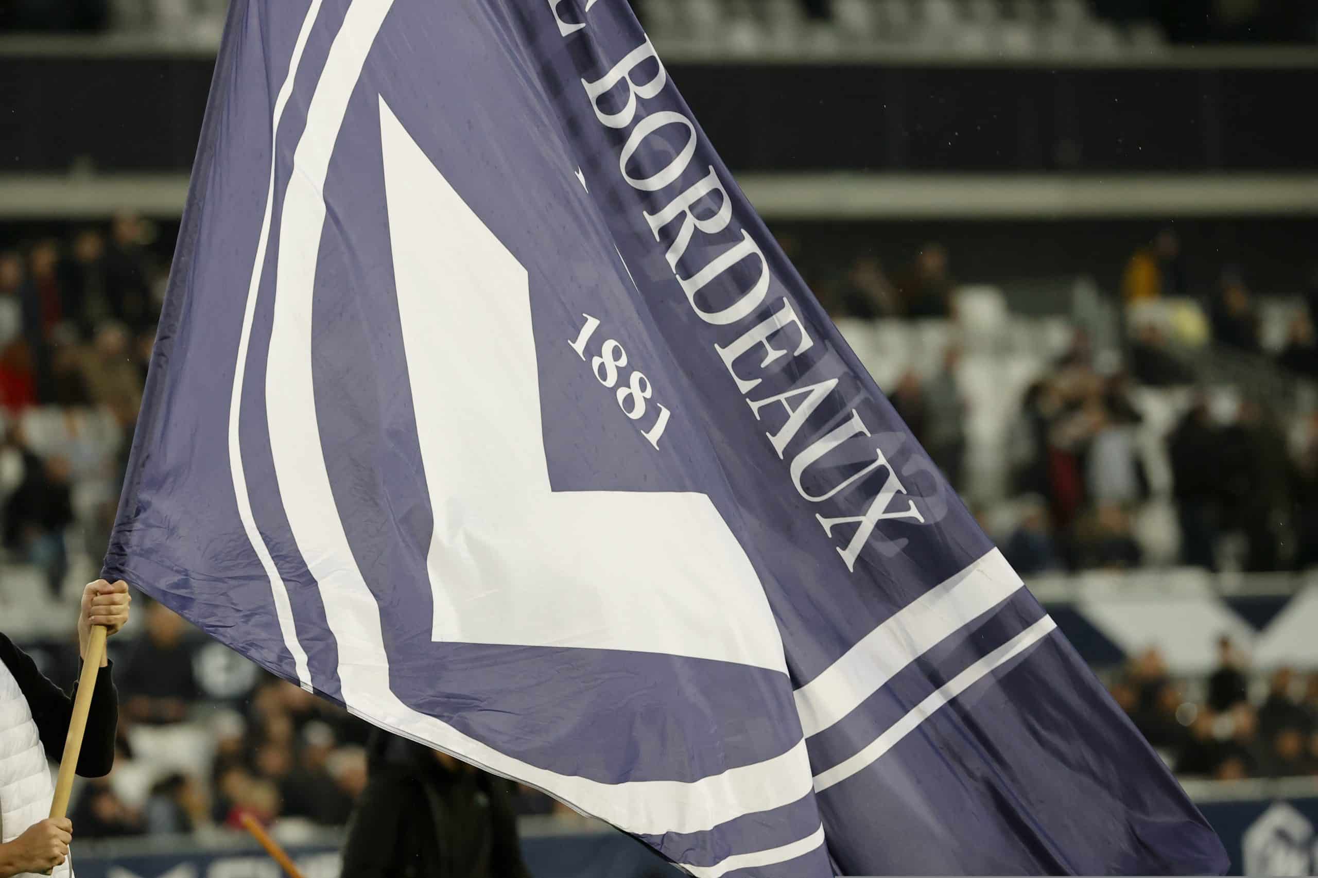 Ligue 2 : les Girondins dévoilent leur maillot pour 2023/2024