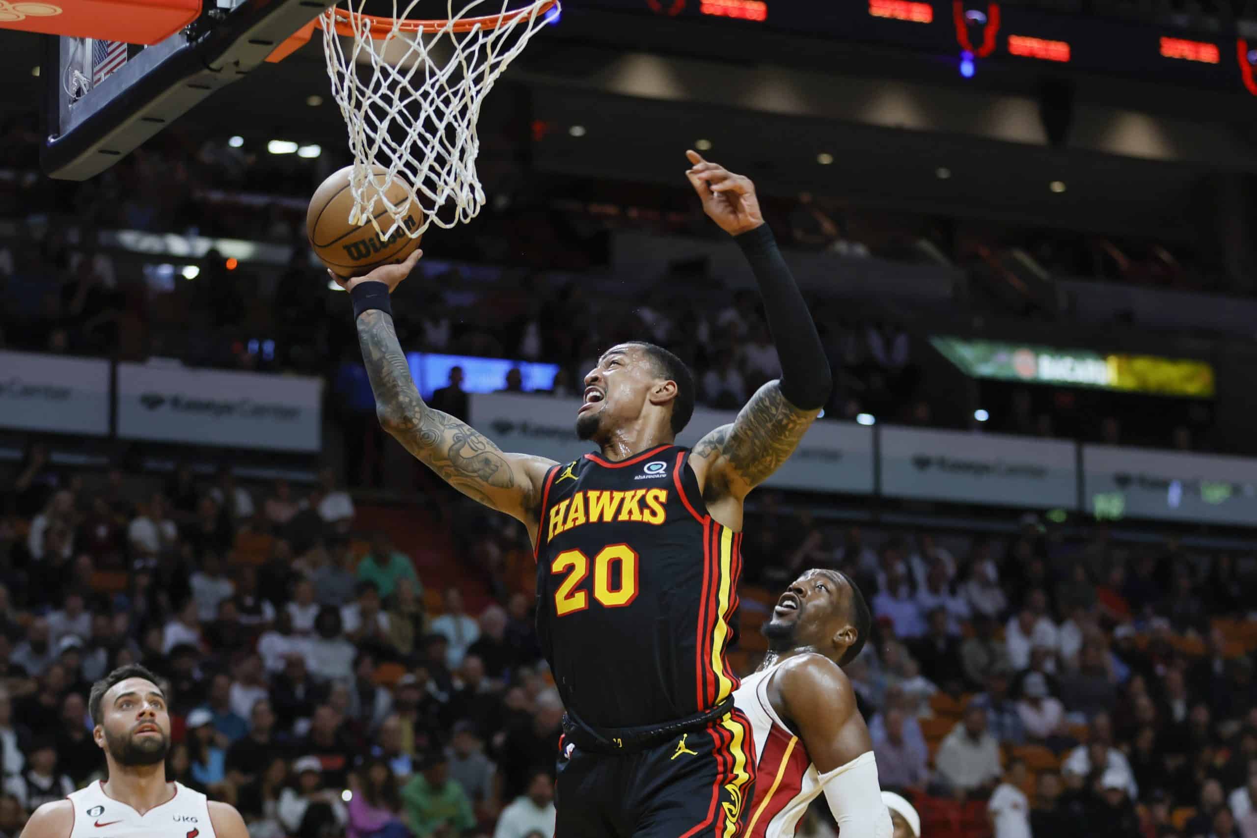 Les Hawks envoient John Collins au Jazz !