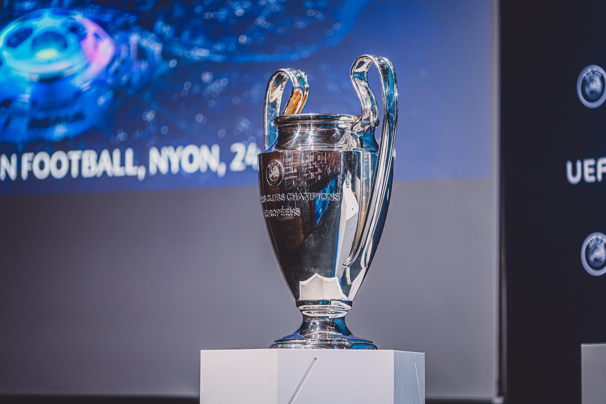 Tirage Ligue des Champions en direct : Suivez le tirage au sort