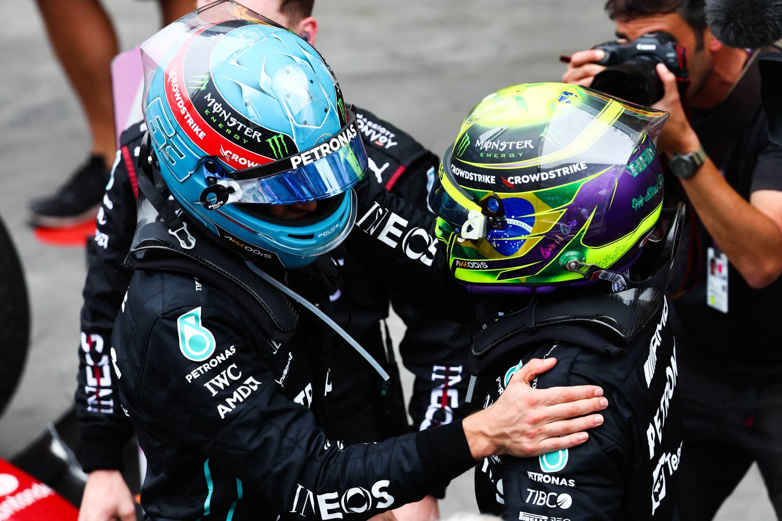 F1 : Mercedes officialise ses pilotes pour la saison 2024 !