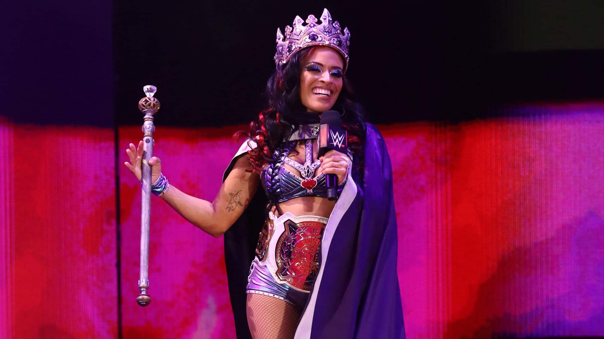 WWE : Zelina Vega prolonge