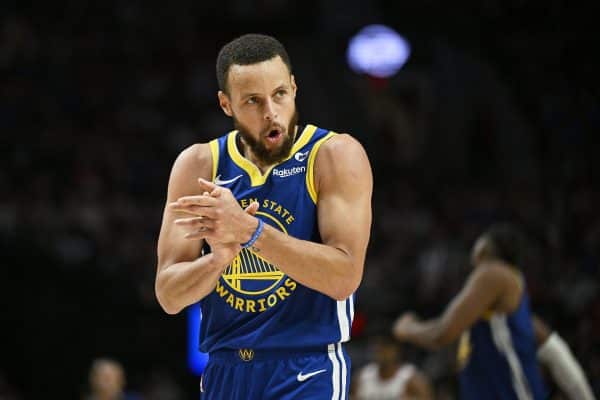 NBA : une star rejoint Stephen Curry pour 200 millions !