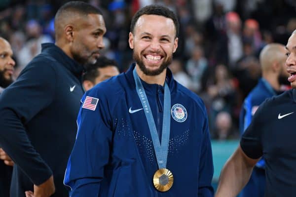 NBA : Stephen Curry signe un contrat pharamineux à 62,5 millions de dollars