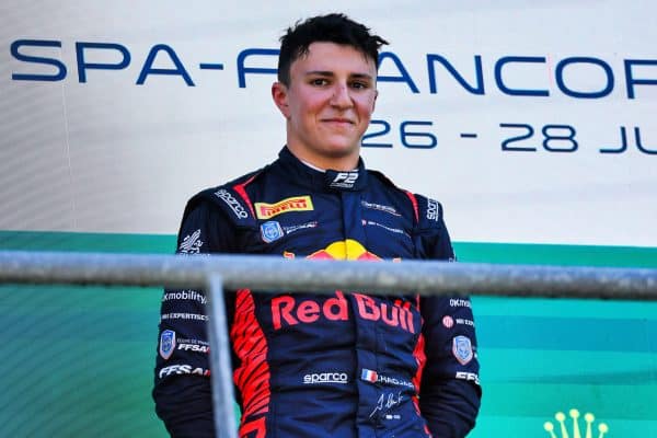 F1 : Isack Hadjar prêt pour la F1 ? Helmut Marko en est convaincu