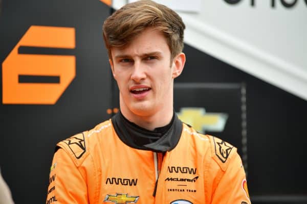 F1 : Théo Pourchaire dit-il officiellement adieu à ses rêves de Formule 1 ?