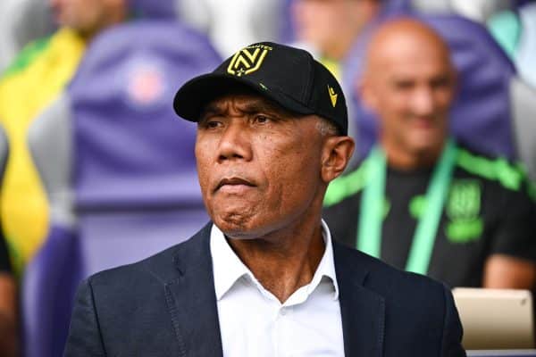 Mercato Nantes : Antoine Kombouaré soulagé, un départ se précise 