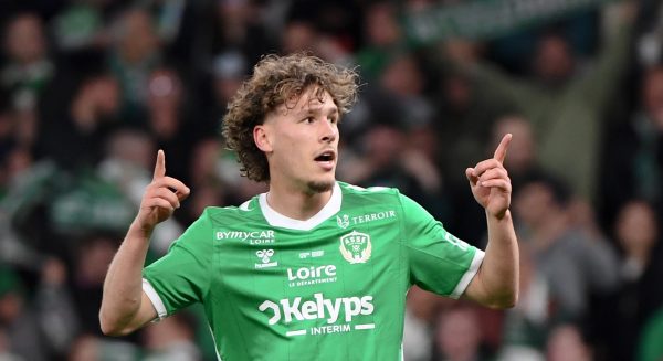Mercato ASSE : L’ASSE envoie un message fort à Lucas Stassin