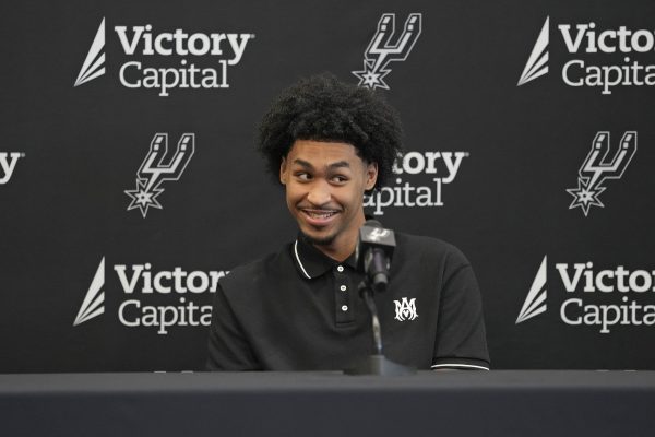 NBA : Dylan Harper met déjà la pression à Victor Wembanyama