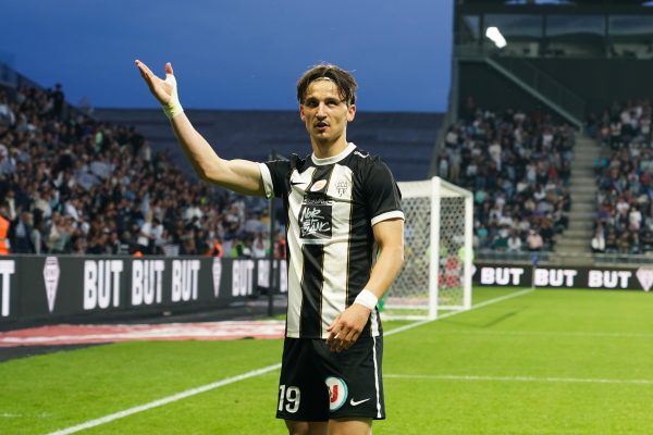 Mercato Rennes : Esteban LePaul, Lucas Stassin, Conrad Harder, qui sera le futur attaquant du SRFC ?