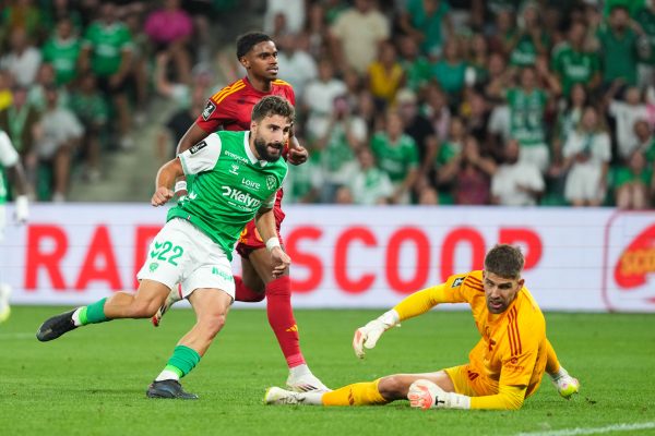 Mercato ASSE : la Premier League s’attaque à Zuriko Davitashvili, les Verts vont-ils craquer ?