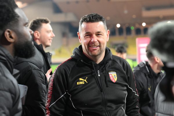 RC Lens : une victoire à Nantes « méritée » pour les Sang et Or, estime Pierre Sage