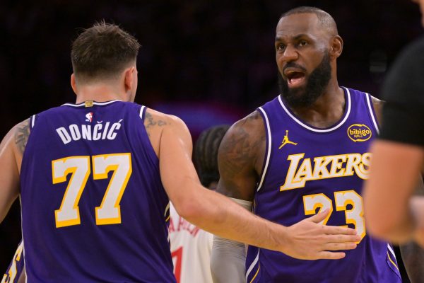 NBA : La connection LeBron–Doncic fait des étincelles (vidéo) !