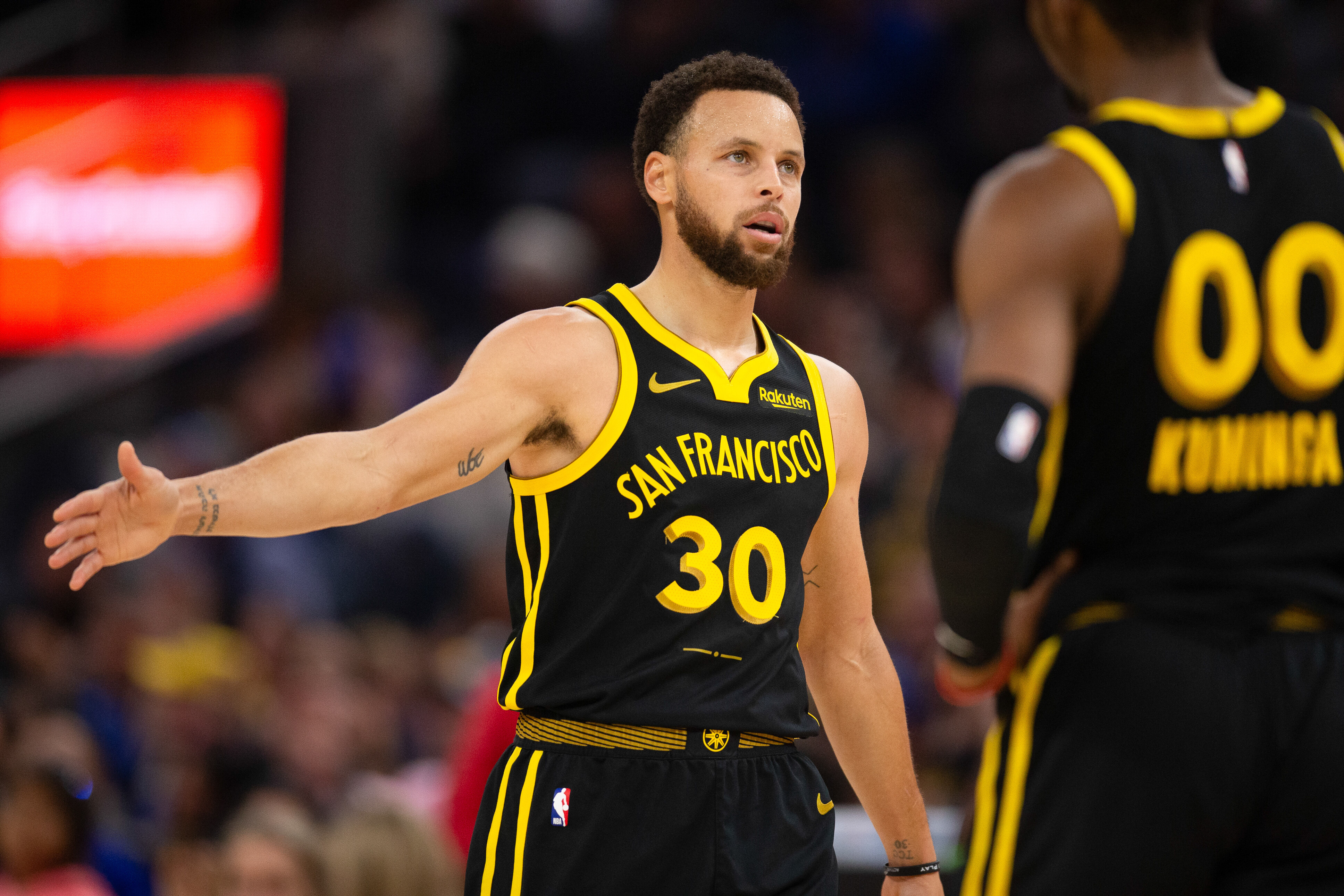 Warriors : Un lieutenant de Stephen Curry va enflammer la trade NBA