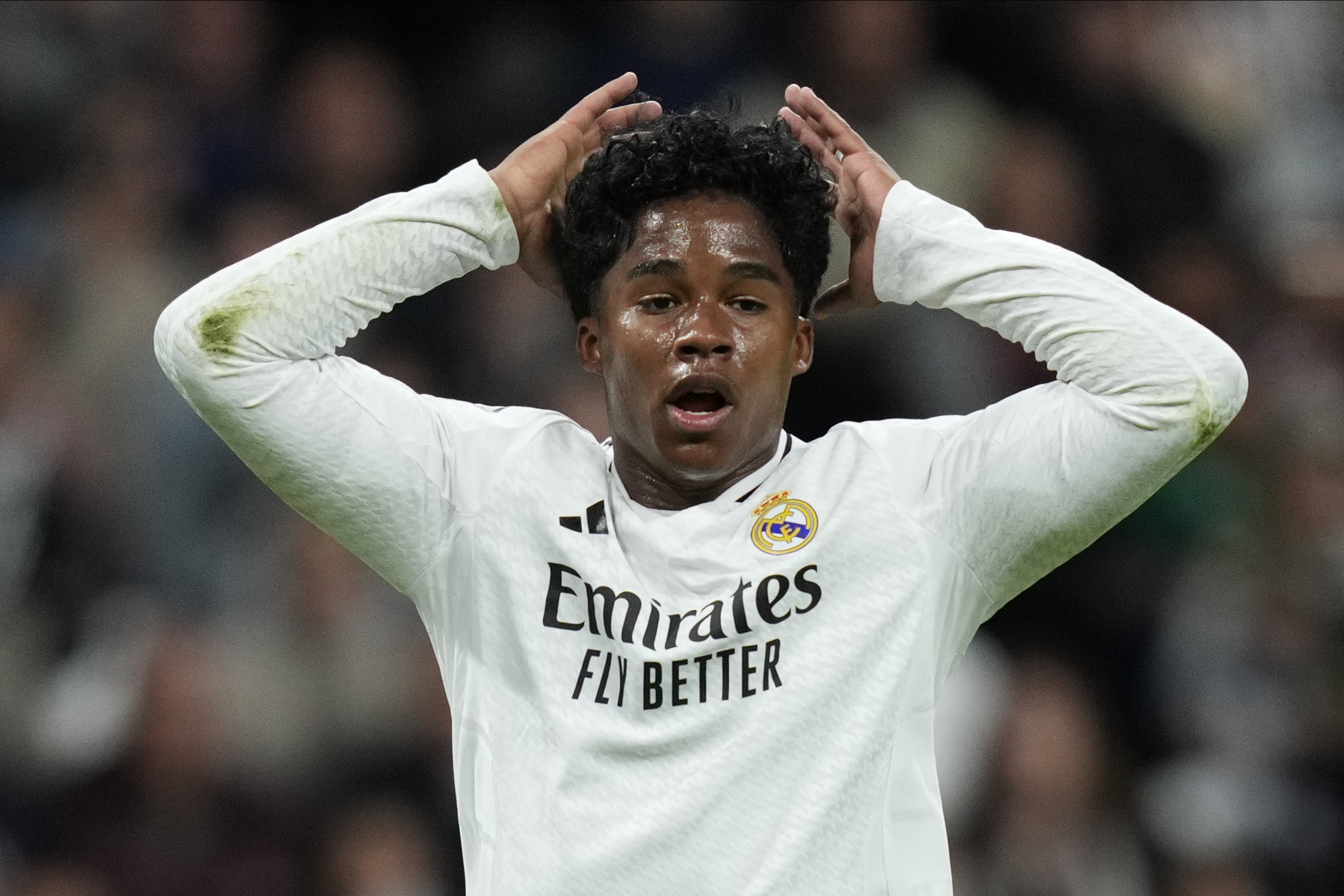 Mercato OL : Sidney Govou s’interroge sur l’arrivée d’Endrick chez les Gones